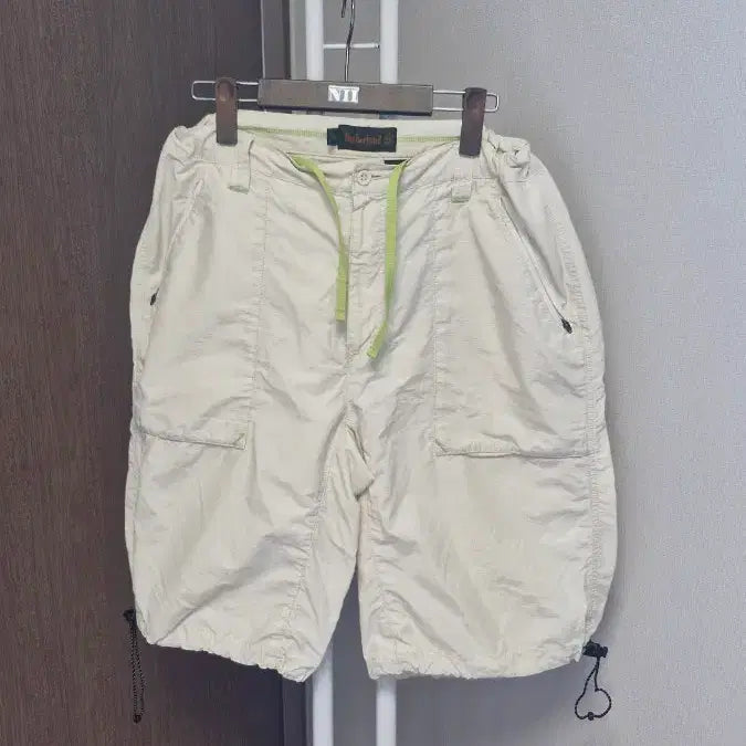 [BUNJANG] Timberland Ivory Shorts (Men's Size 32) / 팀버랜드  반바지 아이보리색(78-91/남32)