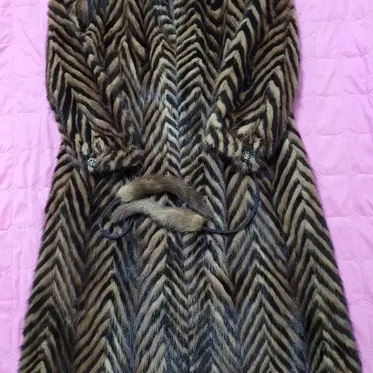[BUNJANG] Premium Line Checkered Mink Fur Long Coat / 밍크 all  롱코트 체크 무늬 프리미엄 라인