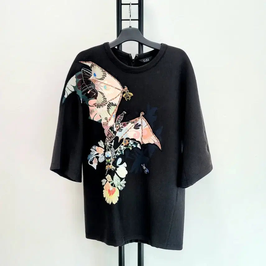 [BUNJANG] TIME Black Butterfly Embroidery Short Sleeve T-Shirt / 정품 타임 TIME 블랙 나비 자수 반팔 티셔츠