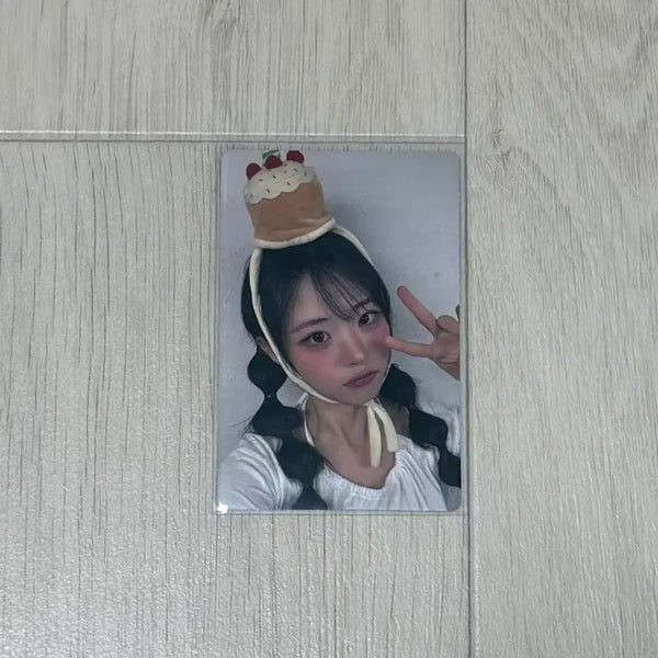 [BUNJANG] QWER Bon Voyage Hina Cupcake Headband Photocard POB / QWER 본투락 위버스 미공