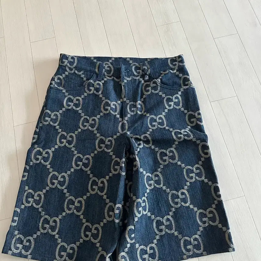 [BUNJANG] Gucci Jacquard Denim Bermuda Shorts / 구찌 자카드 데님 버뮤다 반바지