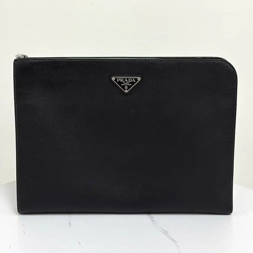 [BUNJANG] Prada Saffiano Triangle Logo Clutch Bag Black (2VN003) / 프라다 사피아노 삼각로고 클러치백 블랙 (2VN003)