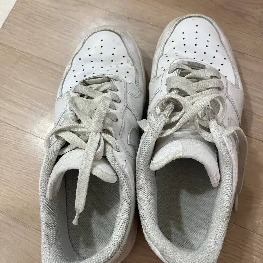 [BUNJANG] Nike Air Force 1 All White Sneakers (255mm) / 나이키 에어포스 1 올백 255