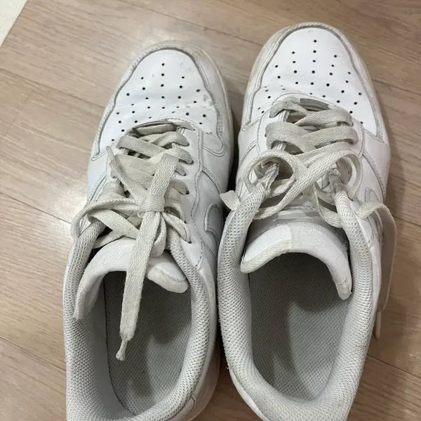 [BUNJANG] Nike Air Force 1 All White Sneakers (255mm) / 나이키 에어포스 1 올백 255