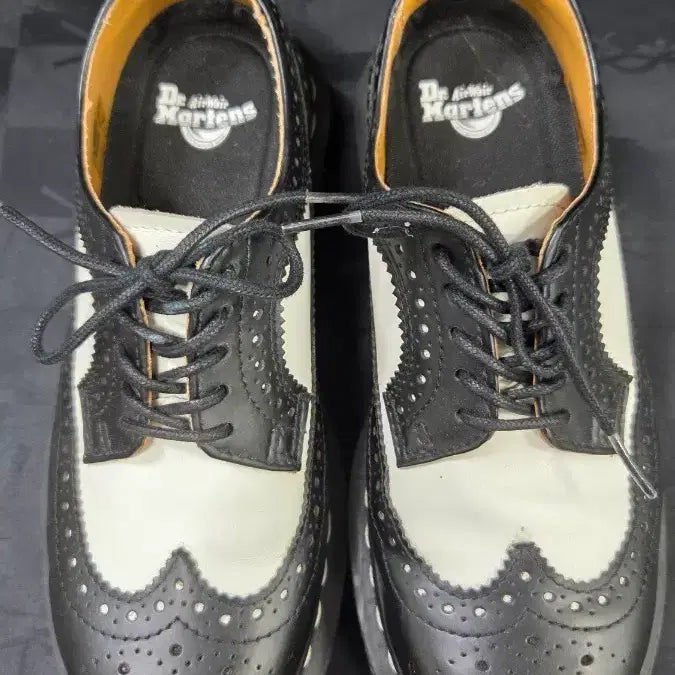 [BUNJANG] Dr. Martens Wingtip Oxford Shoes UK 4 / 닥터마틴 윙팁 옥스포드 슈즈 230