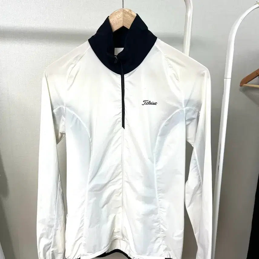 [BUNJANG] Titleist Women's Windbreaker S White Golf / 타이틀리스트 바람막이 여성 s 골프 (a4)