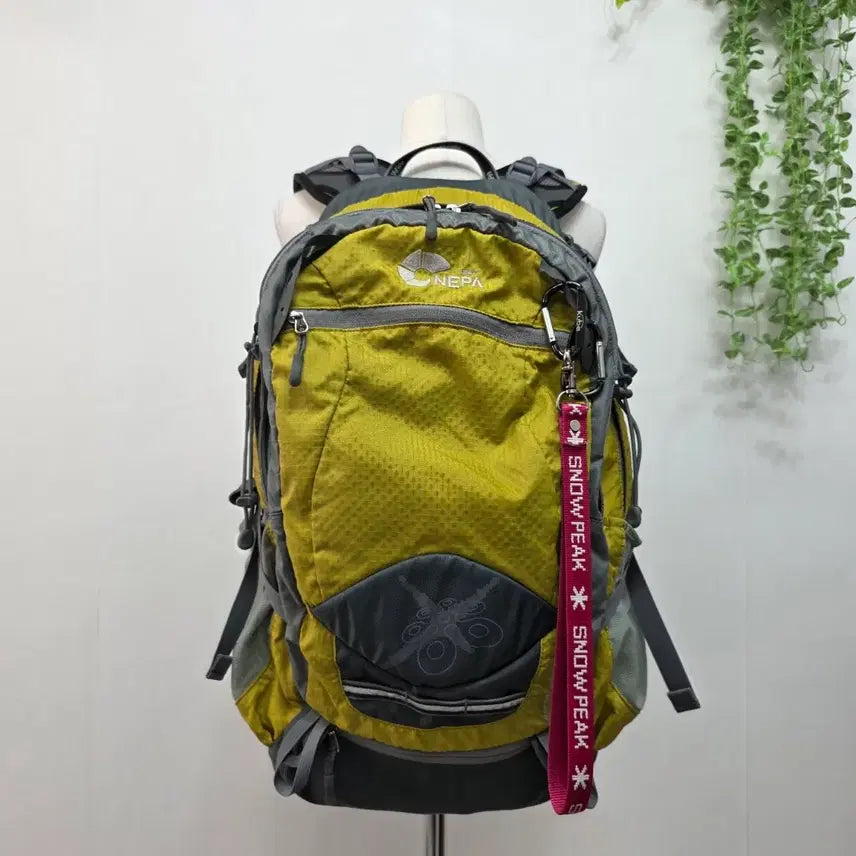 [BUNJANG] NEPA Carpenters Ant 35L Backpack / 네파 카펜터스안트 35리터 배낭
