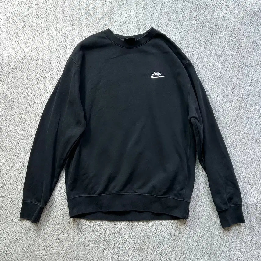 [BUNJANG] Nike Embroidered Logo Boxy Fit Crewneck Sweatshirt Black L / 나이키 자수로고 박시핏 라운드 맨투맨 블랙 L 100