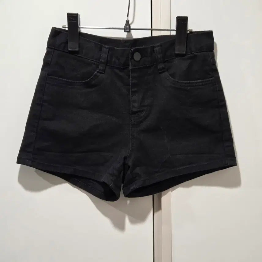 [BUNJANG] Black Denim Hot Pants - Size M / 블랙 데님 핫팬츠 M