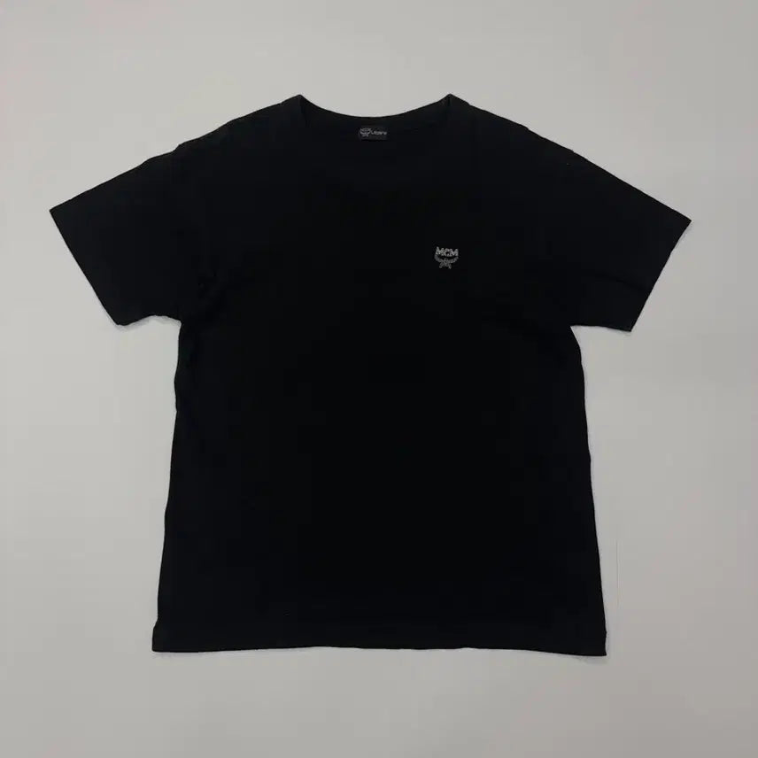 [BUNJANG] MCM Vintage Laurel Embroidery Logo Short Sleeve T-Shirt L / MCM 빈티지 엠씨엠 로렐 자수 로고 반팔 티셔츠