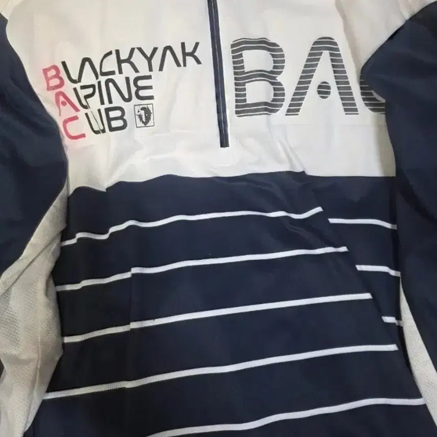 [BUNJANG] Blackyak BAC Alpine Club Windbreaker Size 100 / 블랙야크 BAC 알피느 클럽 바람막이 100사이즈