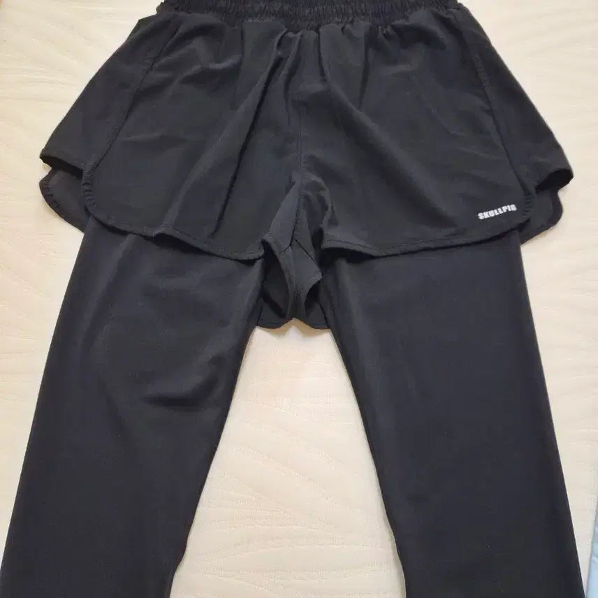 [BUNJANG] Skullpig 2-in-1 Black Shorts Leggings / 새상품 스컬피그 블랙  숏팬츠 레깅스
