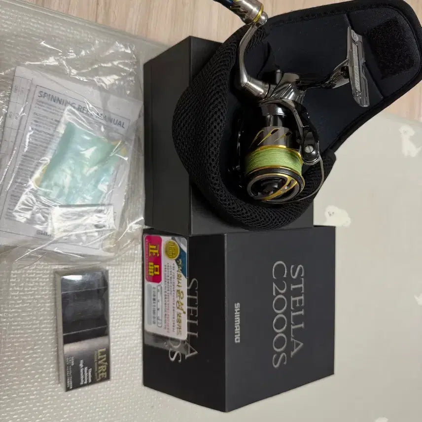 [BUNJANG] Shimano Stella 14 C2000S Spinning Reel / 시마노 스텔라 14 c2000s