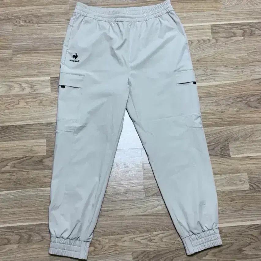 [BUNJANG] Le Coq Sportif Life Woven Jogger Pants Beige / 새상품] 르꼬끄 테니스 라이프 우븐 조거 팬츠 베이지 95