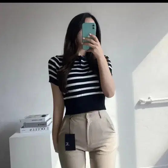 [BUNJANG] Striped Collar Banding Crop Short-Sleeved Knit / 단가라 줄무늬 카라 밴딩 크롭 반팔니트