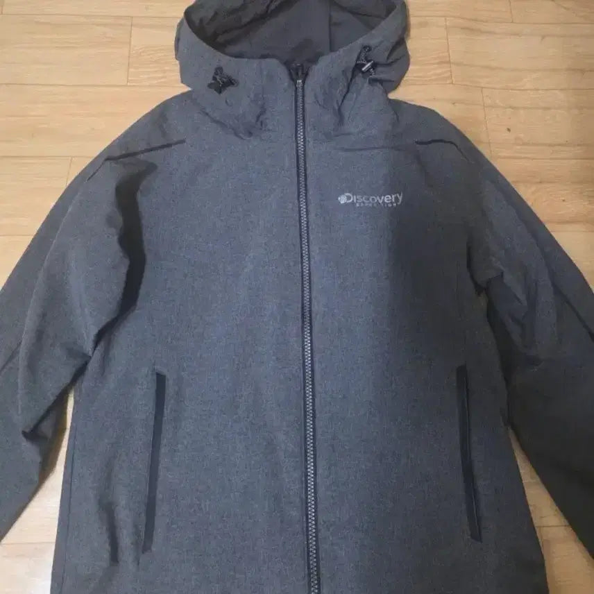 [BUNJANG] Discovery Expedition Hooded Jacket Grey Size M / 디스커버리 후드 자켓 그레이 95 M