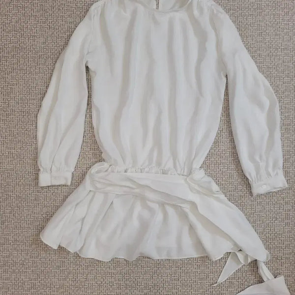 [BUNJANG] 108 Pound White Layered Dress (Free Size) / 108파운드 화이트 레이어드 원피스 FREE
