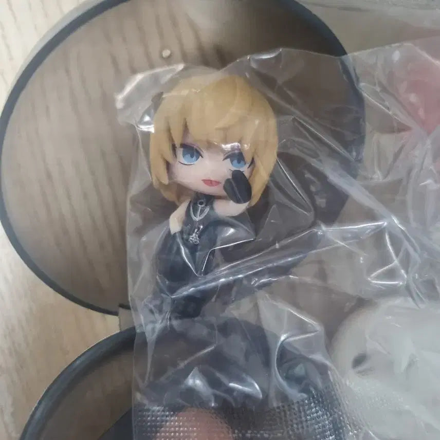 [BUNJANG] Death Note Rich Gacha Mello Figure / 데스노트 컬렉션 피규어 리치 가챠 멜로