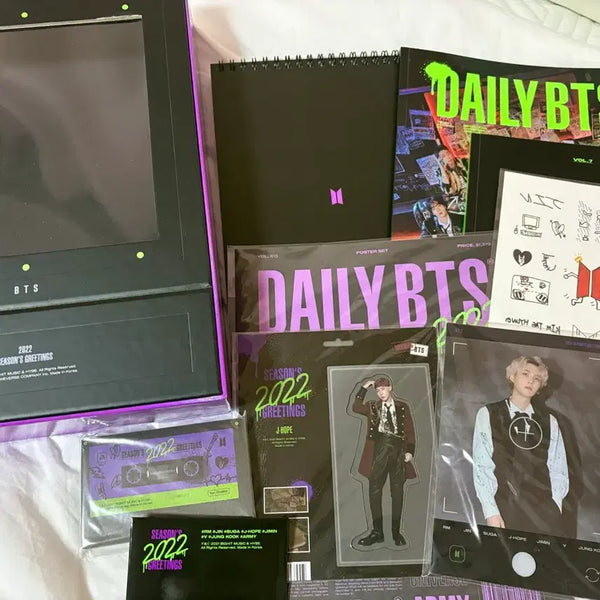 [BUNJANG] BTS 2022 Season's Greetings Photobook / 방탄소년단 BTS 2022 시즌 그리팅 포토북 외