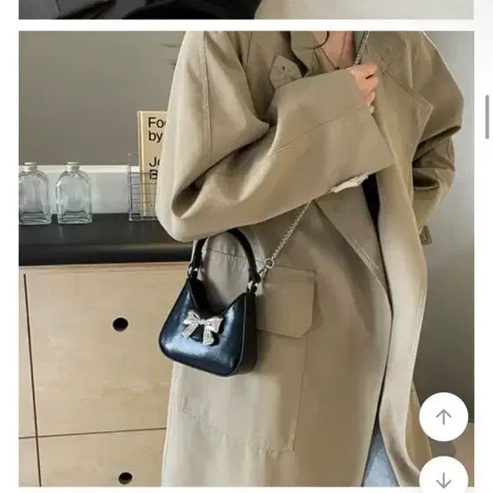 [BUNJANG] Balletcore Mini Chain Crossbody Bag / 발레코어 미니 체인 크로스백