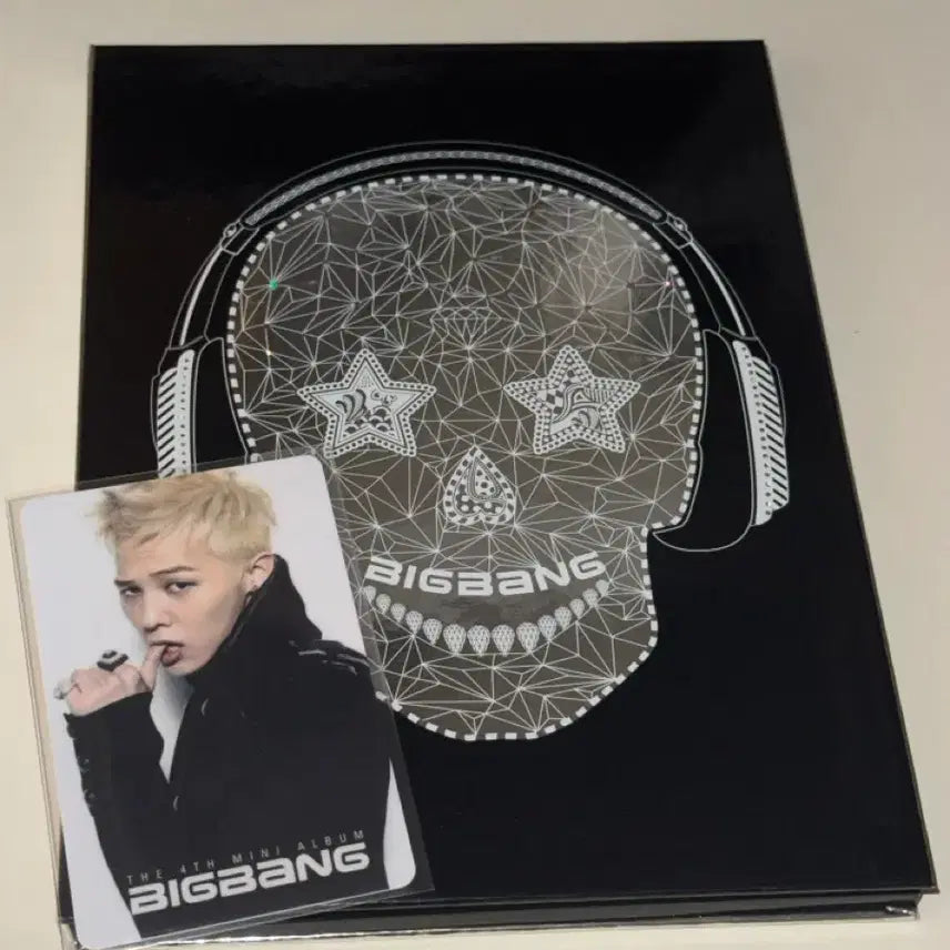 [BUNJANG] BIGBANG Mini Album Vol. 4 + G-Dragon Photocard Bundle Set / 빅뱅 미니 4집 앨범+지드래곤 포카 일괄