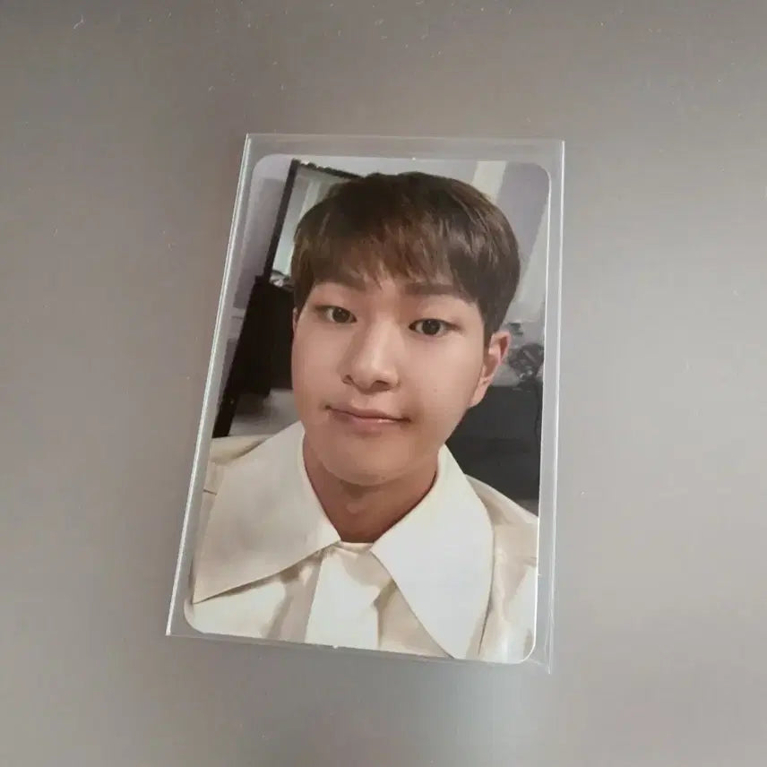 [BUNJANG] SHINee 6th Album Onew Photocard / 샤이니 6집 온유 포카