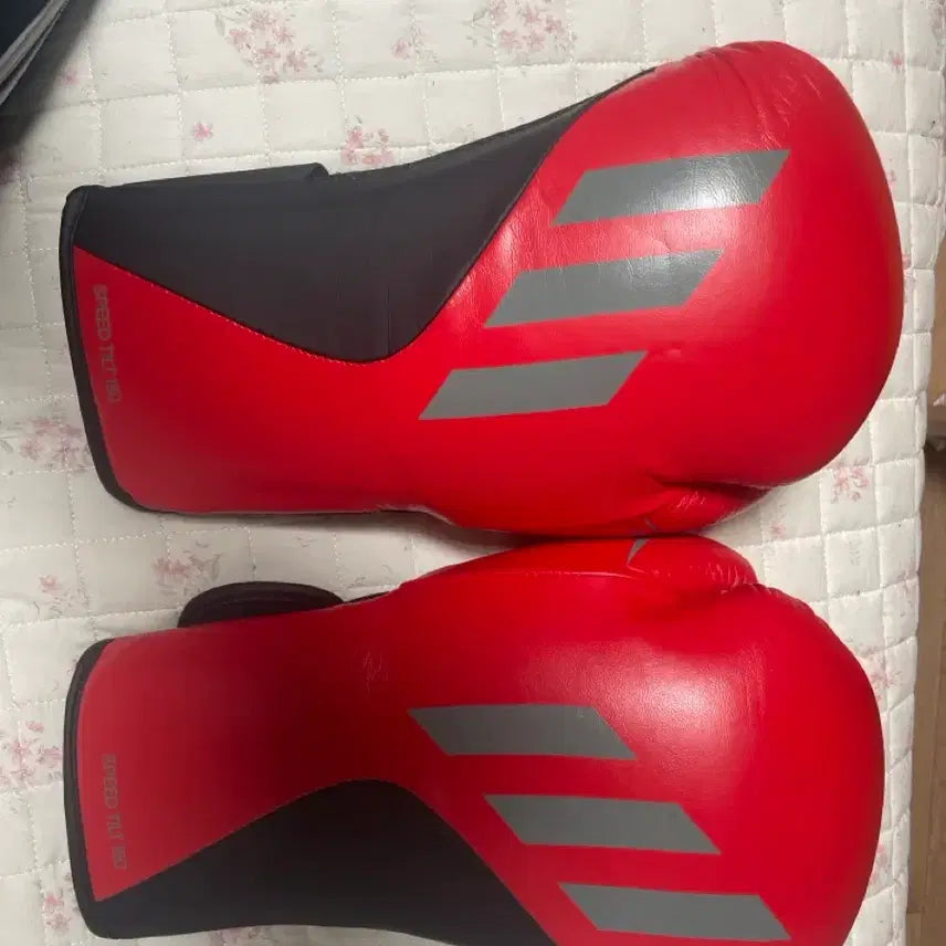 [BUNJANG] Adidas Speed Tinn 150 Boxing Gloves Red / 아디다스 스피드 틴 150 복싱 글러브 레드