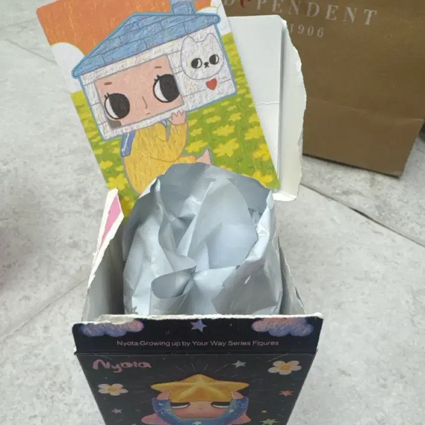 [BUNJANG] Pop Mart Nyota's Free Growth Series My Inner Thoughts Figure / 팝마트 [뇨타의 자유로운 성장 시리즈] 내 속마음