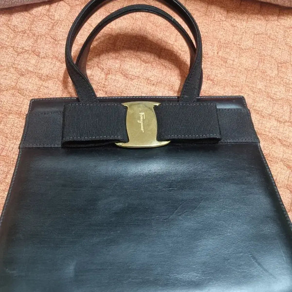 [BUNJANG] Ferragamo Vara Ribbon Tote Bag / 페레가모 페라가모 바라 리본토트 정품