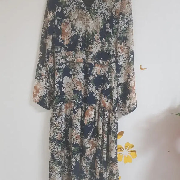 [BUNJANG] Chiffon Long Dress Navy Floral Pattern (Size 55) / 쉬폰 롱 원피스(55)