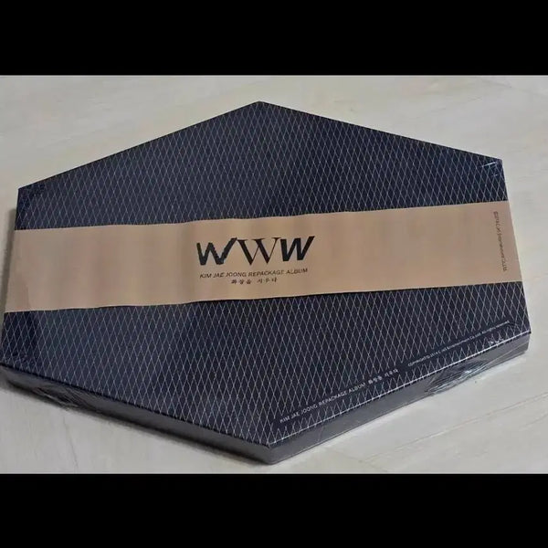 [BUNJANG] Kim Jae Joong WWW Repackage Album (Sealed) / 미개봉) 김재중 www 리패키지 앨범
