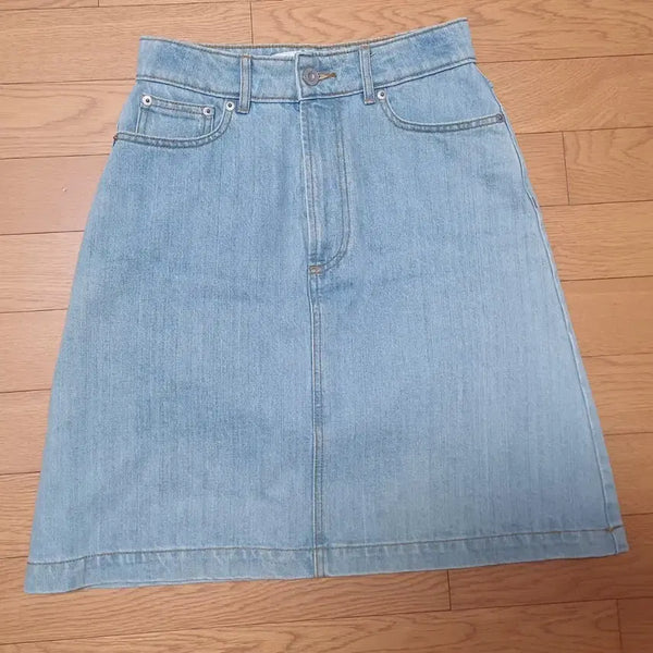 [BUNJANG] Etre Cecile Denim A-Line Skirt (Size S) / 프랑스 에트르세실(Etre Cecile) 데님 A라인 스커트 (S사이즈)