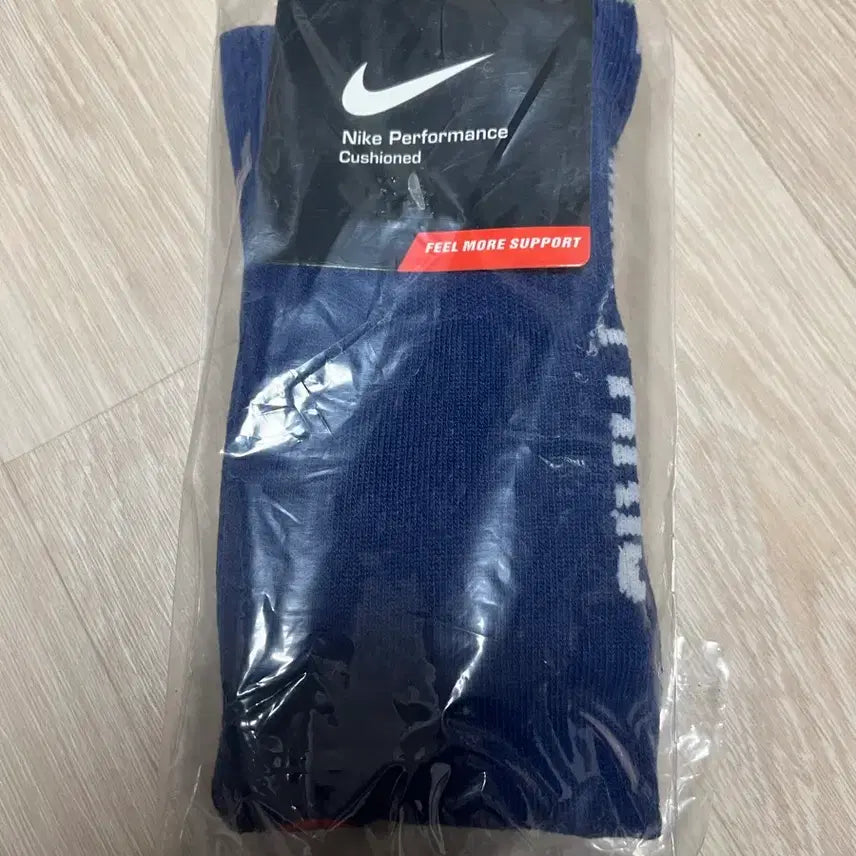 [BUNJANG] Nike Paris Saint-Germain Collaboration Performance Socks / 파리생제르망 스타킹