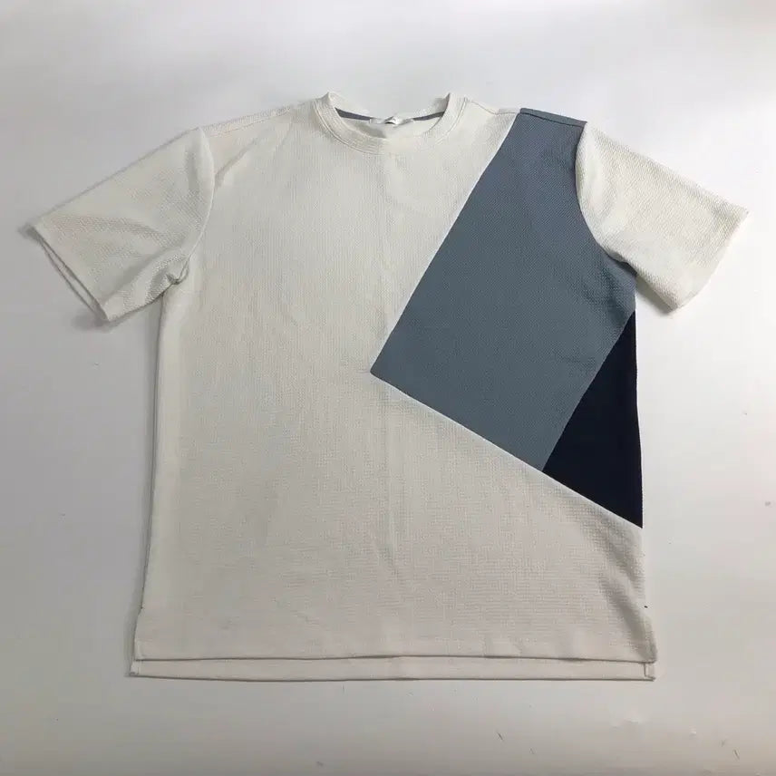 [BUNJANG] HUM Short Sleeve T-Shirt / HUM 반팔