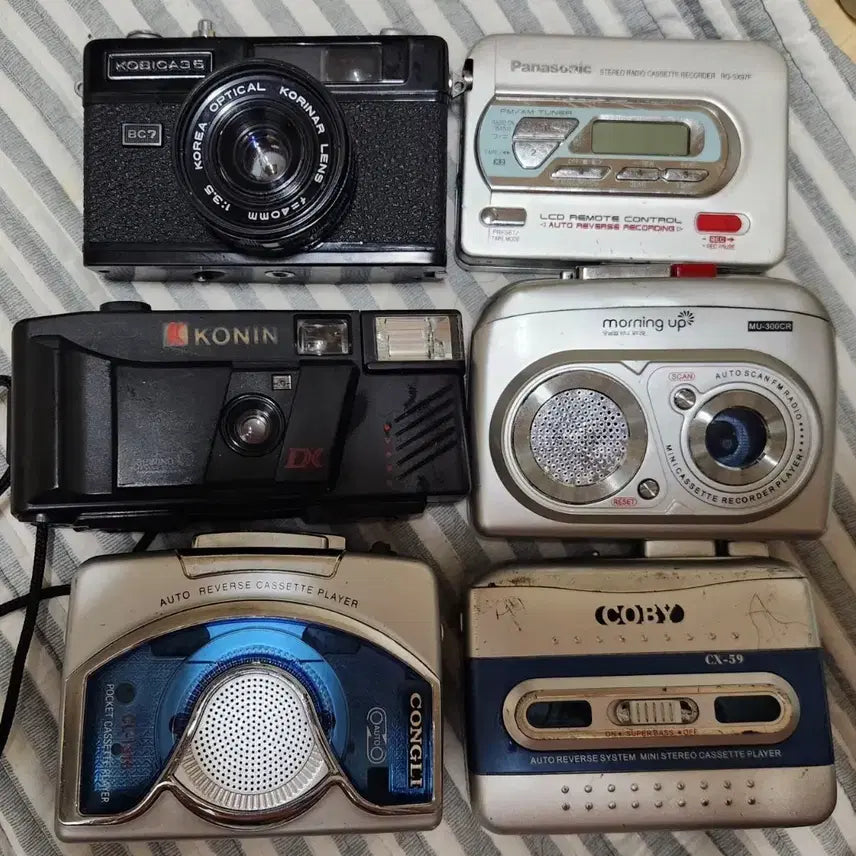 [BUNJANG] Vintage Camera and Cassette Player Bundle / 빈티지 카메라& 카셋트 플레이어일괄