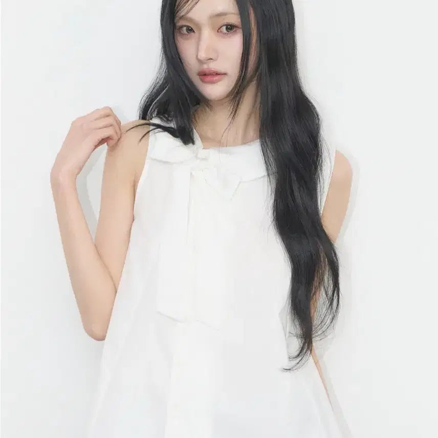 [BUNJANG] Illygo Rope Flare Blouse - White / 일리고 로프 플레어 블라우스 화이트