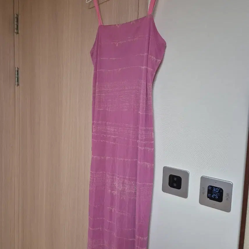 [BUNJANG] Pink Sleeveless Long Dress Size 66 / 핑크색 나시 원피스 66