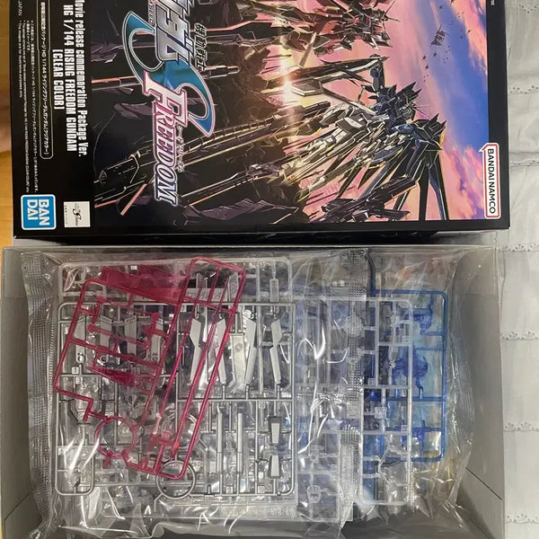 [BUNJANG] Bandai HG Rising Freedom Gundam Clear Limited Edition / Hg 라이징프리덤건담 클리어 시드프리덤 한정판