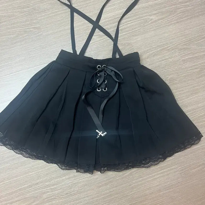 [BUNJANG] Mars "Jirai Kei" Lace Skirt Dress / Mars 지뢰계 레이스치마