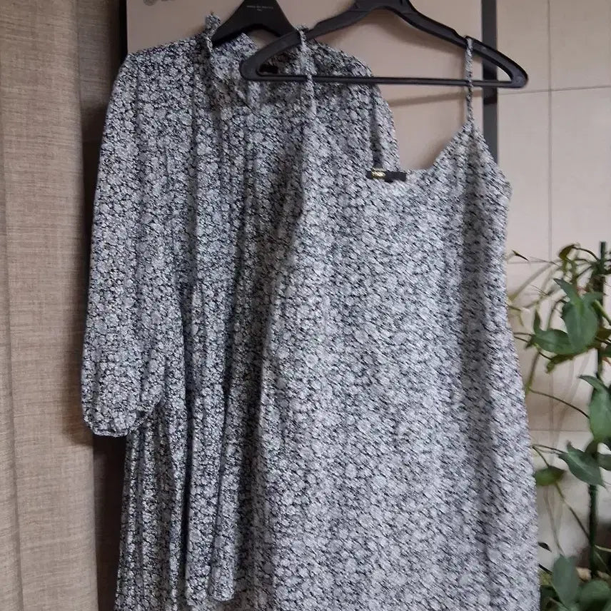 [BUNJANG] Maje Flower Inner Sleeveless Dress Set / 마쥬 플라워 이너나시원피스 세트