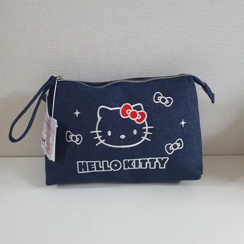[BUNJANG] Hello Kitty Denim Pouch Clutch Bag / 헬로키티 데님 파우치 클러치백