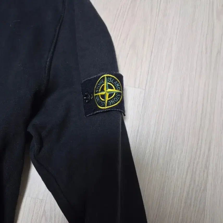 [BUNJANG] Stone Island Black Hoodie / 스톤아일랜드 블랙 후드티