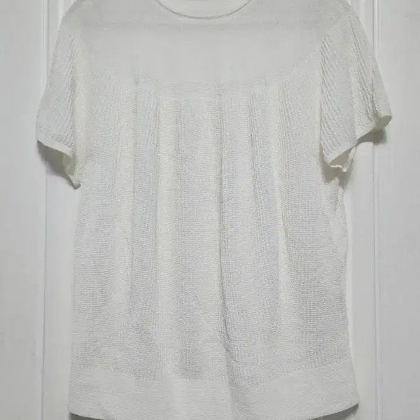 [BUNJANG] Celebshop Cap Sleeve Knit Ivory / 셀렙샵 77 캡소매 니트 아이보리
