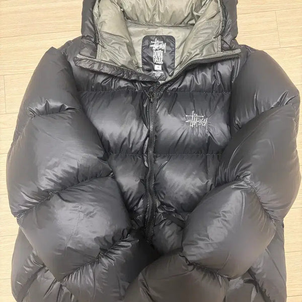 [BUNJANG] Stussy Ripstop Padded Jacket (M) / 스투시 립스탑 블랙 패딩[M]