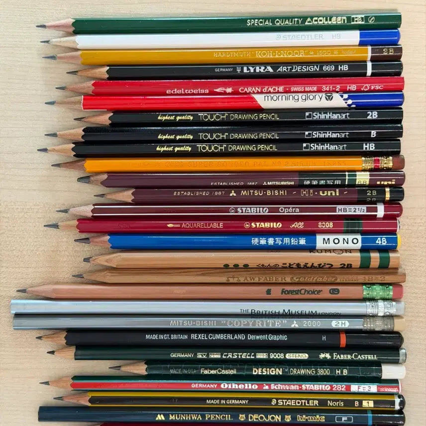 [BUNJANG] Vintage Pencil Collection with Micro 8000 / 마이크로8000 포함 빈티지 연필 일괄 판매