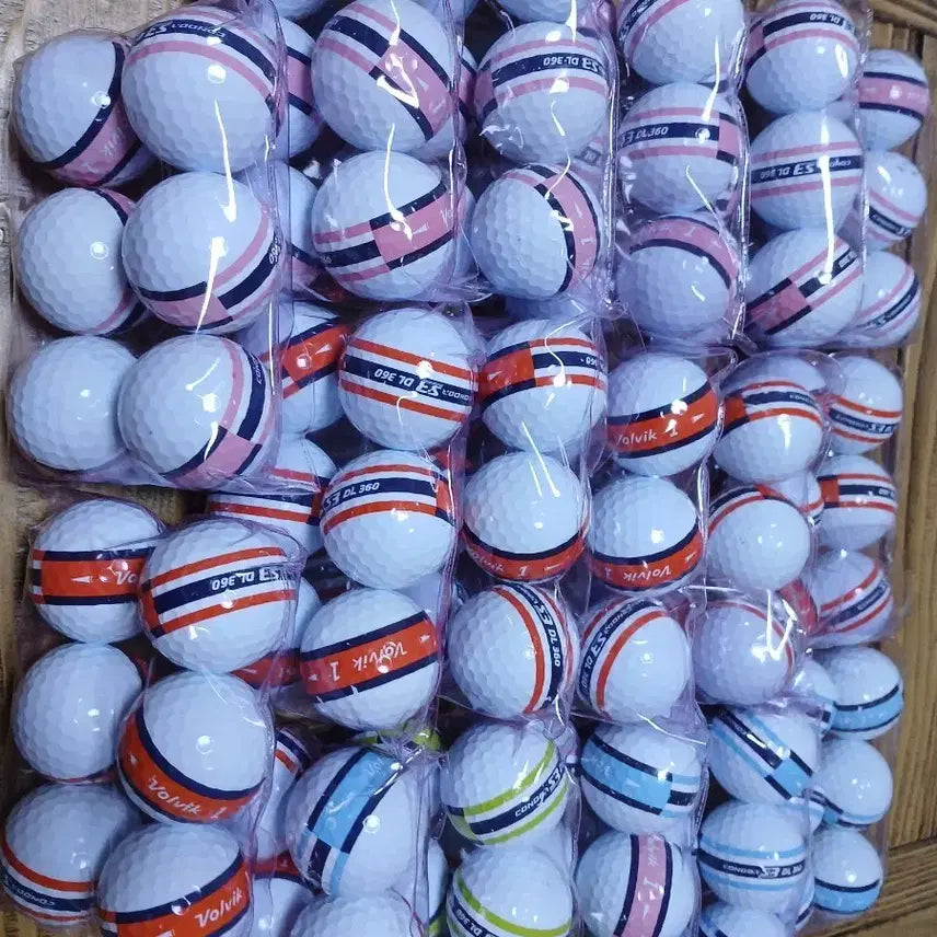 [BUNJANG] Volvik Condor S3 3-Piece Used Golf Balls (102 Count) / 볼빅콘도로 s3,3ps 로스트볼 102알 / 라운딩용