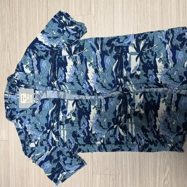 [BUNJANG] Quiksilver Short Sleeve T-Shirt / S 퀵실버 반팔 셔츠