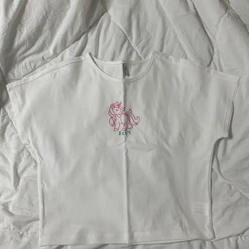 [BUNJANG] Soft Seoul Unicorn T-Shirt White / 소프트서울 반팔티 유니콩