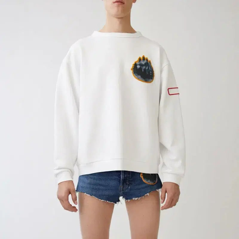 [BUNJANG] Acne Studios Fire Optic Sweatshirt White M / (M) 아크네 스튜디오 핀트 파이어 옵틱 립스틱 맨투맨 화이트