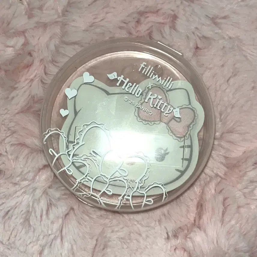 [BUNJANG] Fillimilli Hello Kitty Tong Tong Puff Cushion / 필리밀리 헬로키티 통통퍼프 쿠션 양도 판매